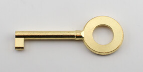 Key Art. 7771/40, brass plated