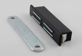 Magnetic latch Art. Click + counter plate