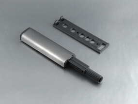 Latch with rubber point