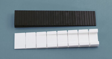 Height adjusting piece