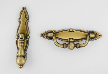 Antiikkipatinoitu vaakavedin ja pystyvedin